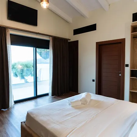 Holiday home Rafiki Nydri (Lefkada)