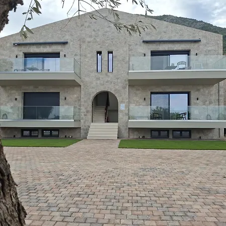 Ferienhaus Rafiki Nydri (Lefkada)